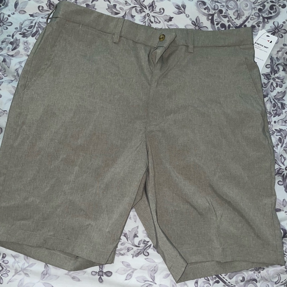 Men cargo shorts